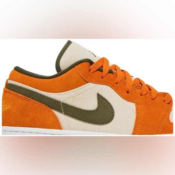 Nike Men’s Air Jordan 1 Low SE 'Light Curry', SIZE: 11.5 - Picture 3 of 15